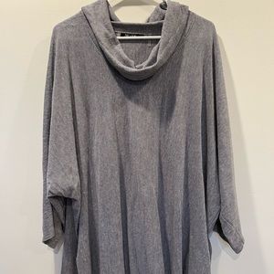 Nic+Zoe Light weight Cowl neck knit shirt